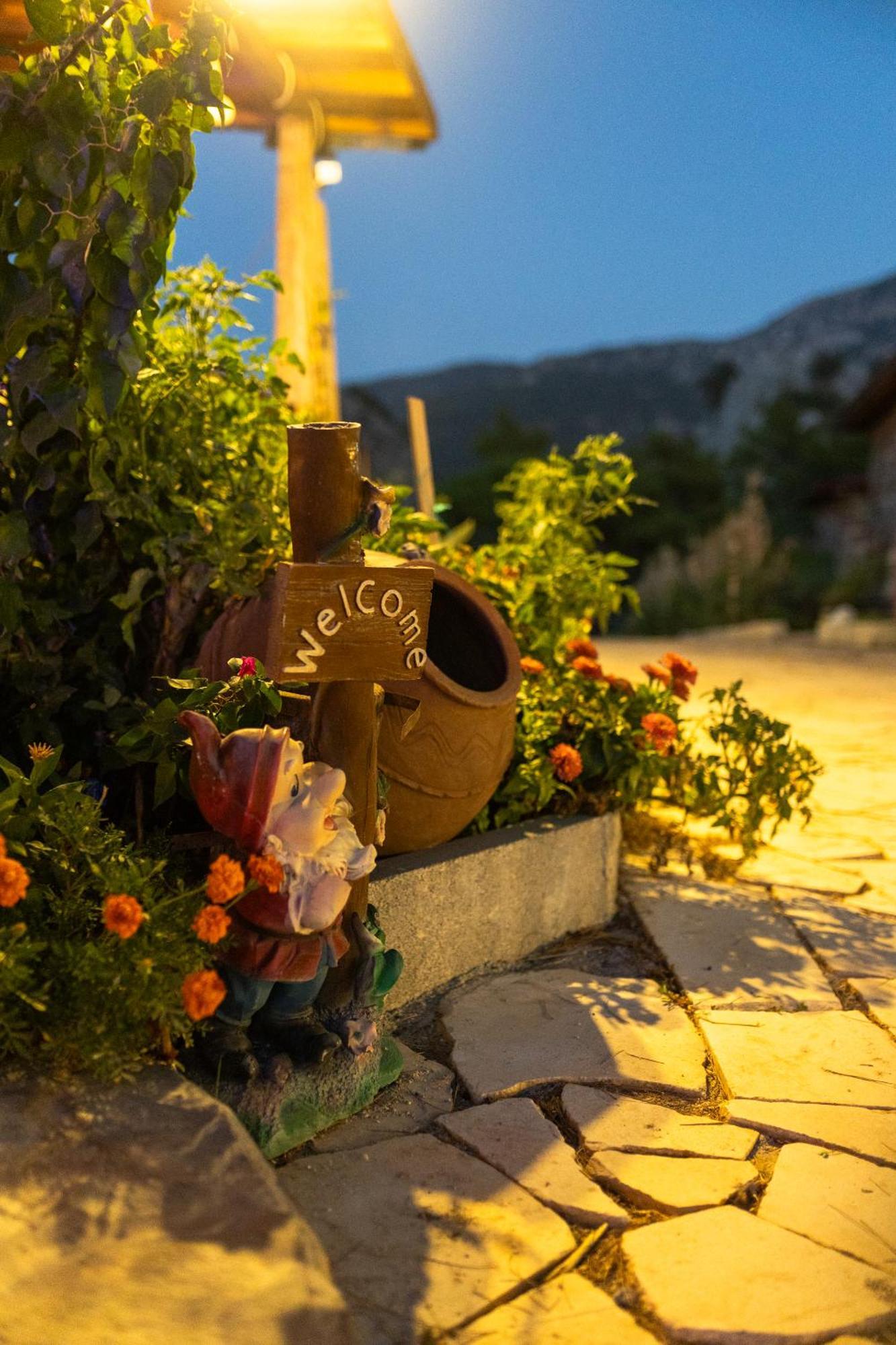 Отель Kadir'S Eco Life Kumluca Экстерьер фото